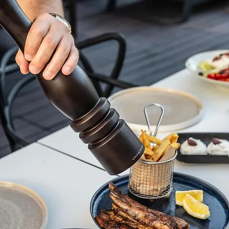 Olive Boutique يميناريا