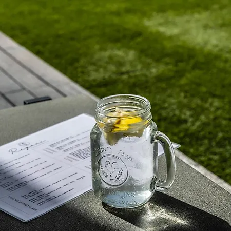 Olive Boutique فندق يميناريا