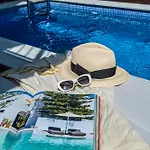 Olive Boutique 4* リメナリア